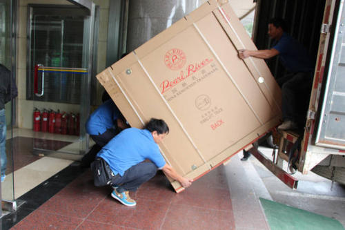 共青城钢琴贵重工艺品无忧运